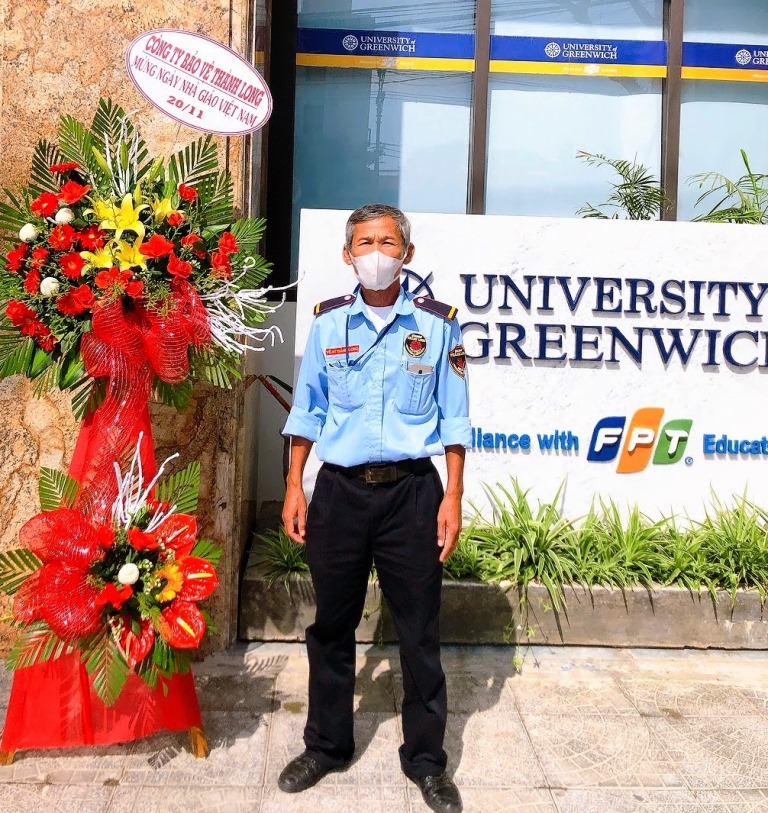 Bảo vệ trường ĐH GreenWich