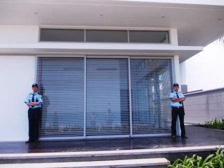 Bảo vệ tòa nhà