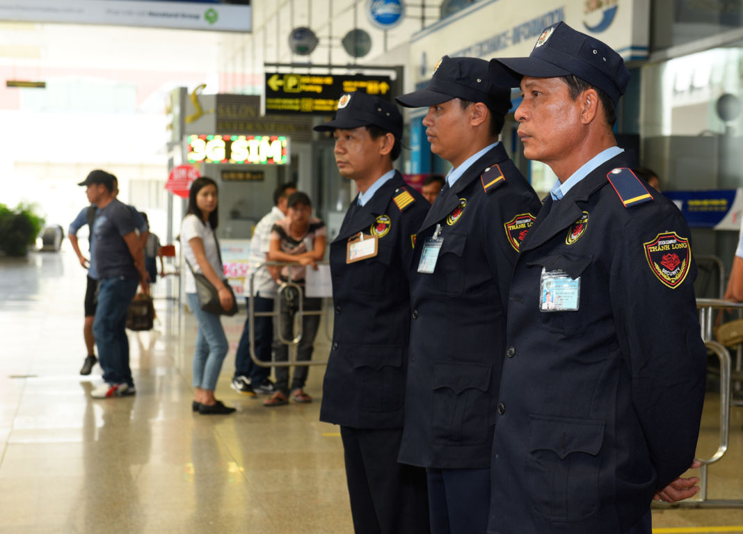 Công ty bảo vệ Thành Long - nhân viên bảo vệ