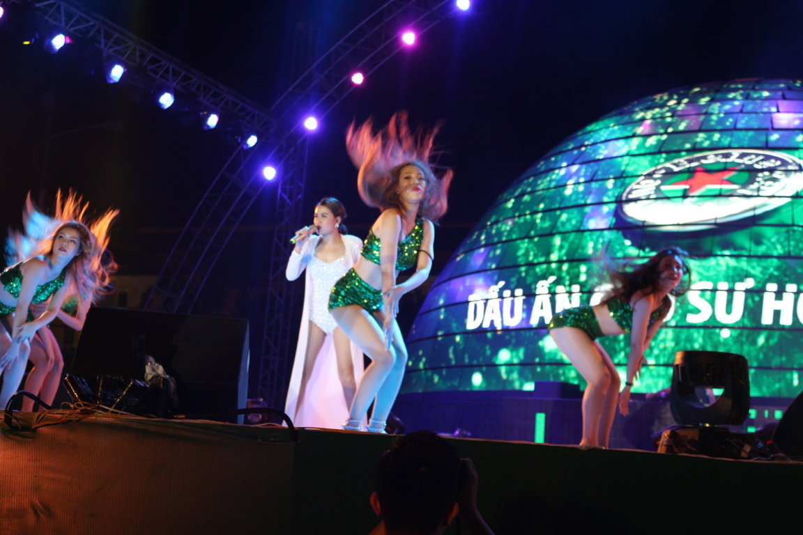 Bảo vệ tại vị trí trung tâm Festval Heneiken