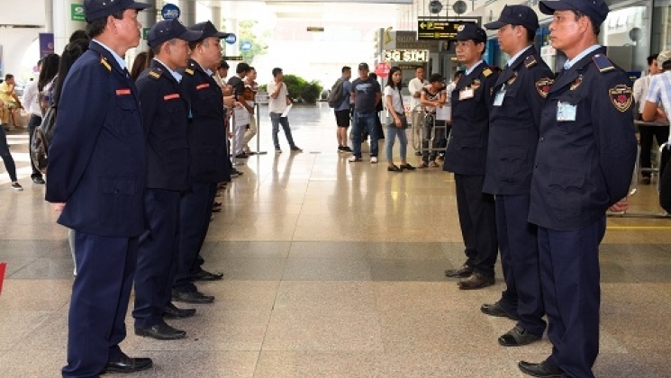 Rước cup C1 và hộ tống Ronaldinho