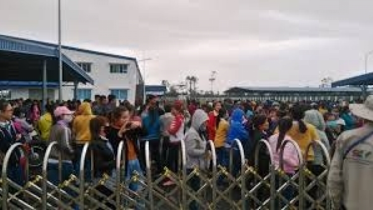 Công nhân đình công